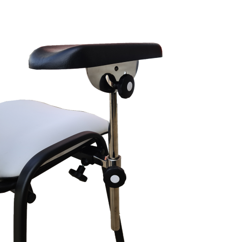 13367-odberove-kreslo-iso-s-1-podruckou